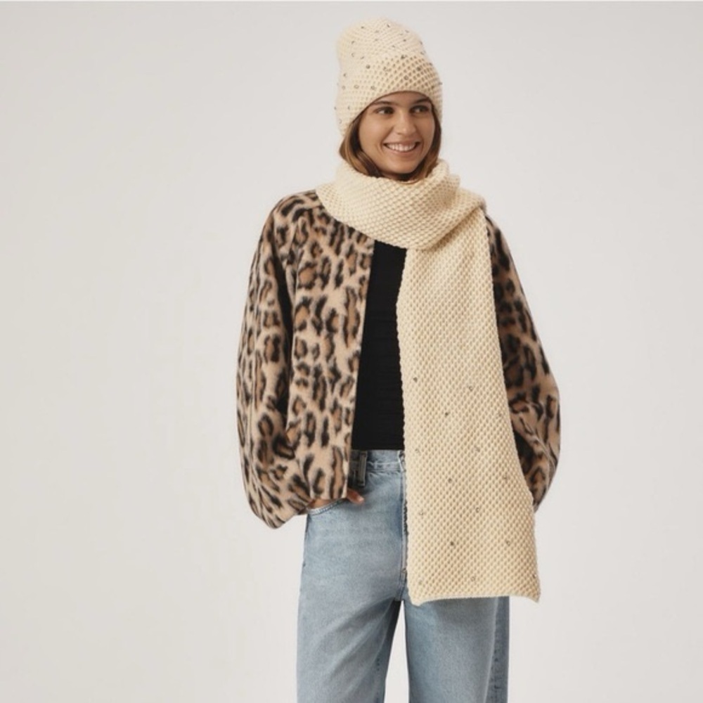 Anthropologie Maeve Waffle Rhinestone Scarf Set New without tags